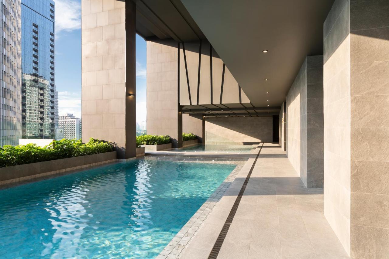 Отель Ascott Thonglor Бангкок Экстерьер фото The swimming pool at the 36th floor