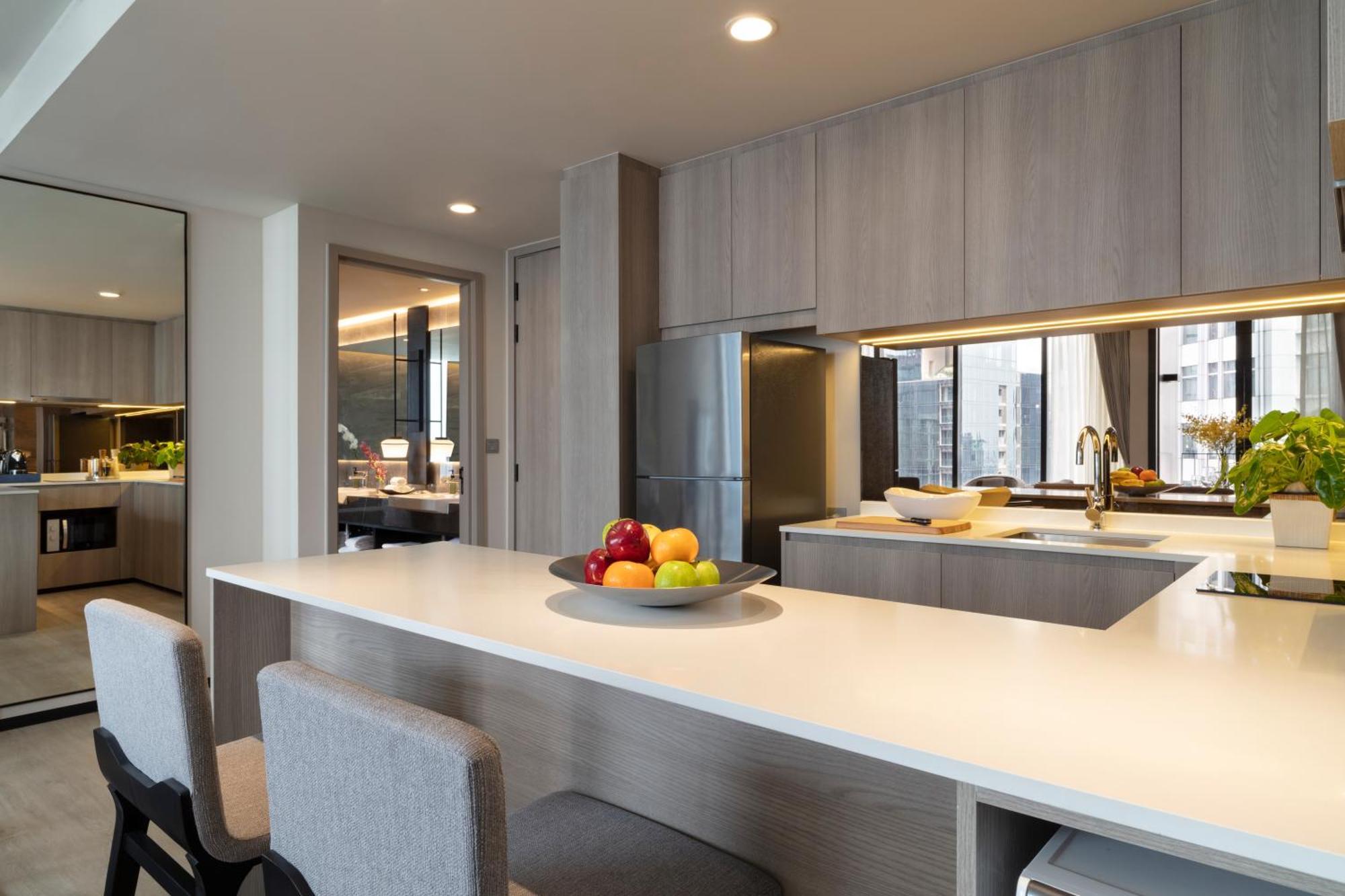 Отель Ascott Thonglor Бангкок Экстерьер фото A kitchen in a condominium
